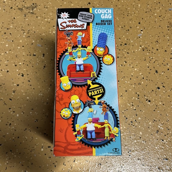 Brand New Simpsons Couch Gag Deluxe Boxed Set - Picture 3 of 5